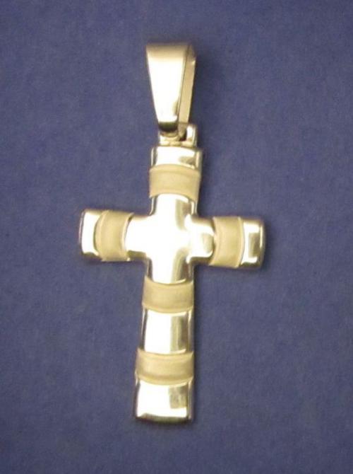 Křížek s proužky - přívěsek ze stříbra