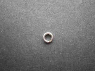 Spojovací kroužek zdvojený drobný - 4mm