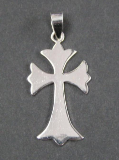 Trojlistý kříž - stříbrný přívěsek