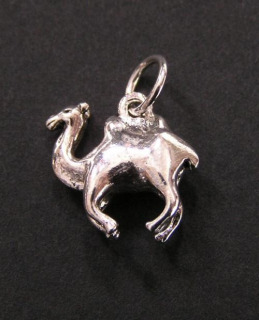 Miniatura velblouda - stříbrný přívěsek