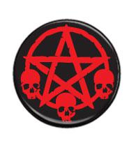 Pentagram se třemi lebkami (červený) - button