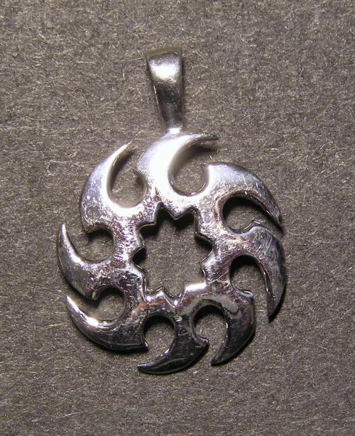 Symbol slunce - stříbrný přívěsek